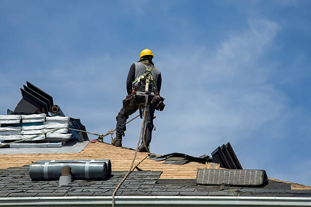 Professional Gutter Installation technician working in Colts Neck, NJ